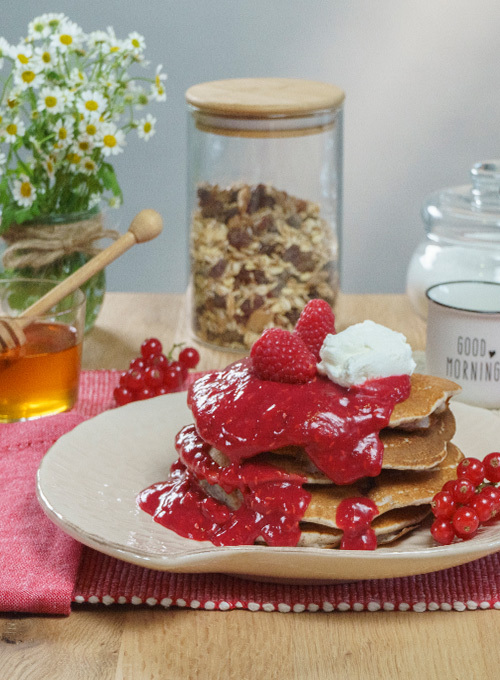 Sant'Orsola-videoricette-pancake-grano-saraceno-ribes-lamponi