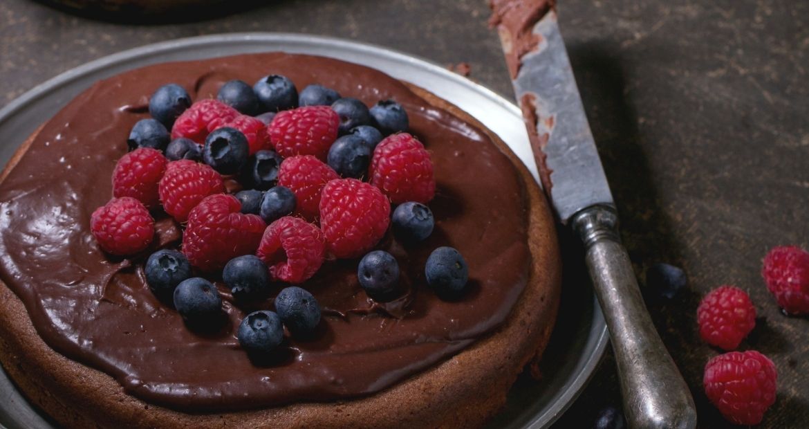 Torta-cioccolato-frutti-di-bosco-ricetta