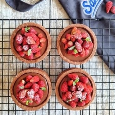 Tartellette-crostatine-fragoline-ganache-cioccolato-fondente-SantOrsola-piccoli-frutti-frutti-di-bosco-ricette-frutti-di-bosco