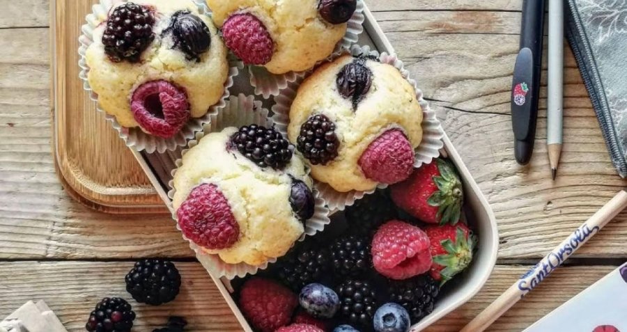 Back-to-school-SantOrsola-Muffin-frutti-di-bosco-senza-glutine-ricetta-Monica-Bellin