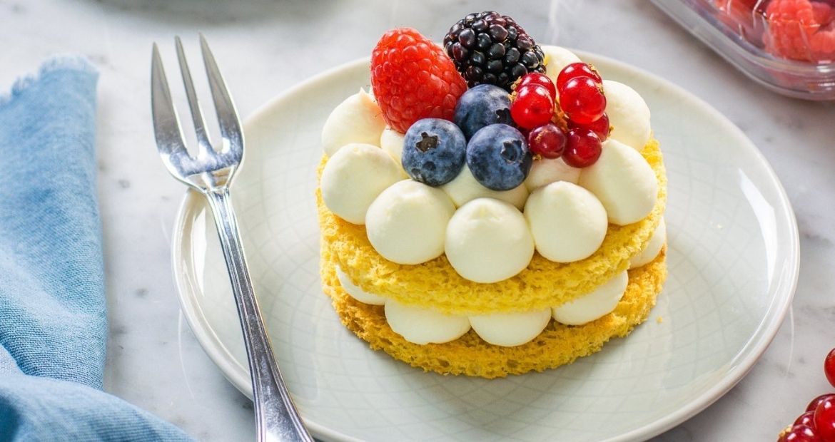 Millefoglie-pandoro-Lucake-Sant'Orsola-frutti-di-bosco-cioccolato-bianco